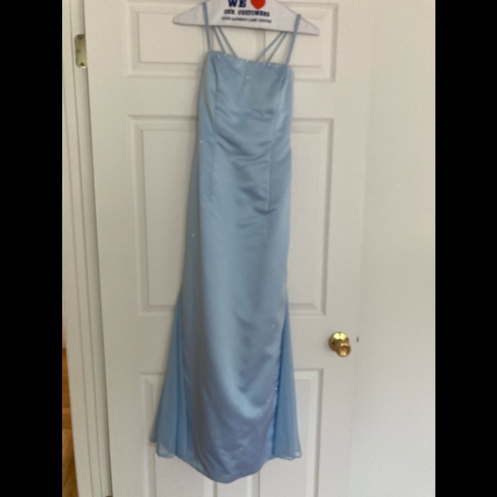 Dave & Johnny Light blue gown prom wedding. Spaghetti straps. Matching shawl